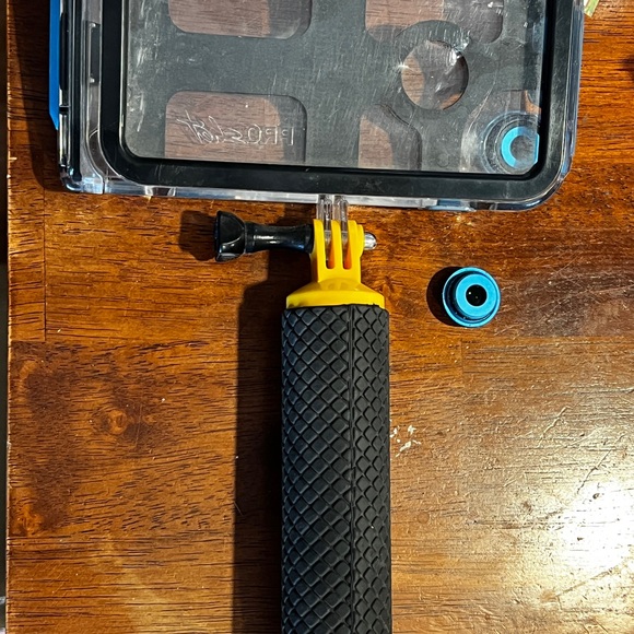 Pro shot Water Proof IPhone case - Picture 3 of 4